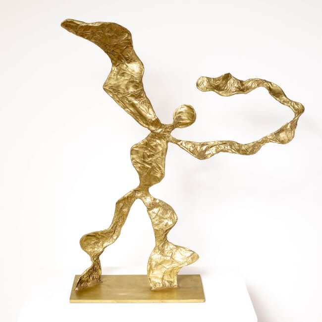 Katalog 2025 – Friedensgang, 2025, 70cm x40 cm x71 cm